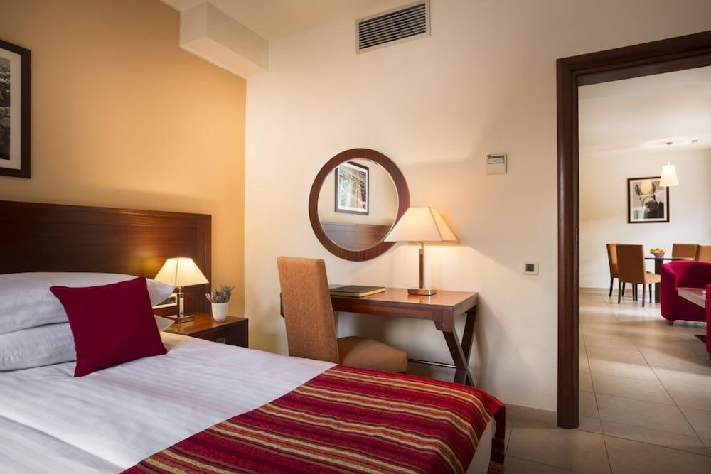 Valamar Atrium Residence Baška Dış mekan fotoğraf